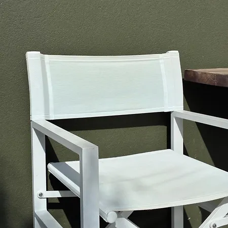 Finiq Boutiq ゲストハウス 3*