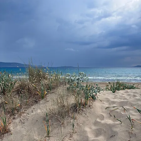 Finiq Boutiq 4* Finíki