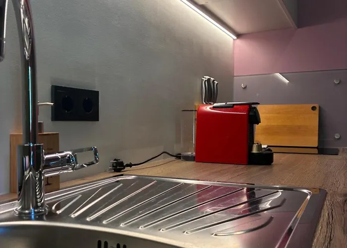 Πανσιόν Finiq Boutiq