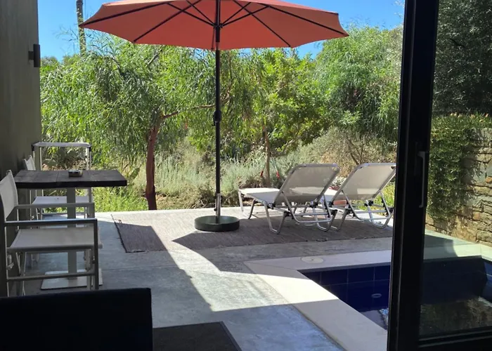 Finiq Boutiq Maison d'hôtes Foiníki